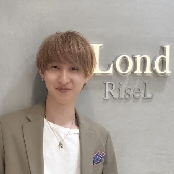 髪質改善サロン Lond RiseL 札幌【ロンド リゼル】のスタッフ紹介。内藤康太 ボブ