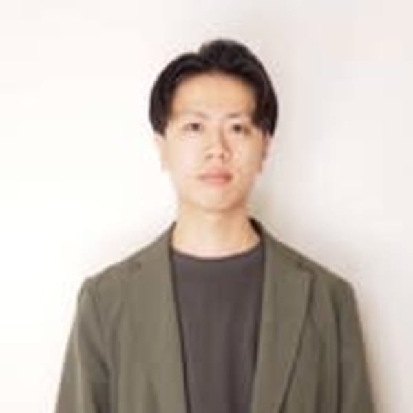 VOGUE Hair Make【ヴォーグ】のスタッフ紹介。三澤　舜