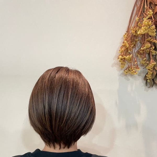 ふんわり白髪ぼかしニュアンスショート