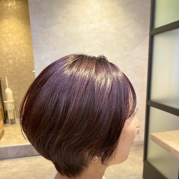 ショートボブ×レッドパープル