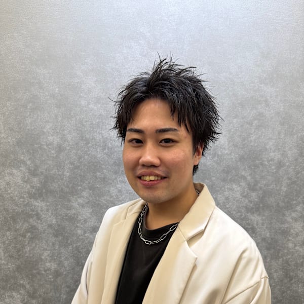 Loe 元町店【ロエ モトマチテン】のスタッフ紹介。佐野 友尉