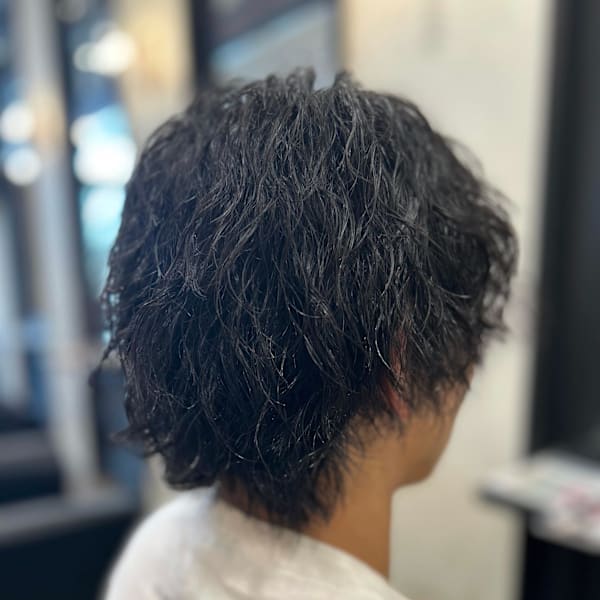 縦落ちスパイラルパーマ|Hair salon Sophia