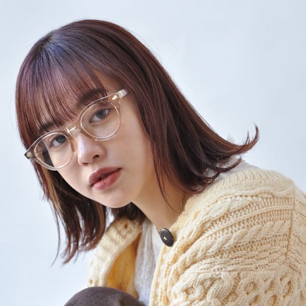 ミディアムレイヤー/毛先外ハネ/束感ライン/ブラウンベージュ|tricca 代官山本店 【トリッカ ダイカンヤマ】