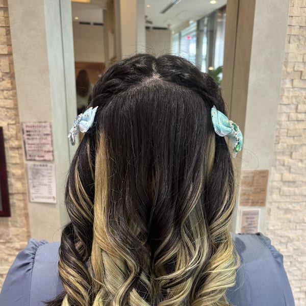 推し活にピッタリ♪ ☆編み込みハーフツインスタイル