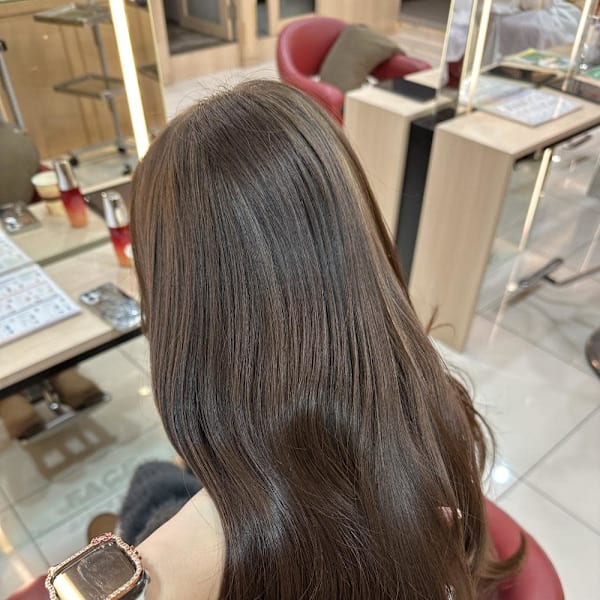 チョコレートベージュ