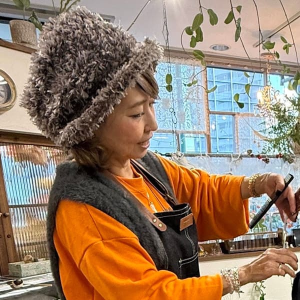 Hair Salon 63【ヘアサロン ロミ】のスタッフ紹介。ロミ