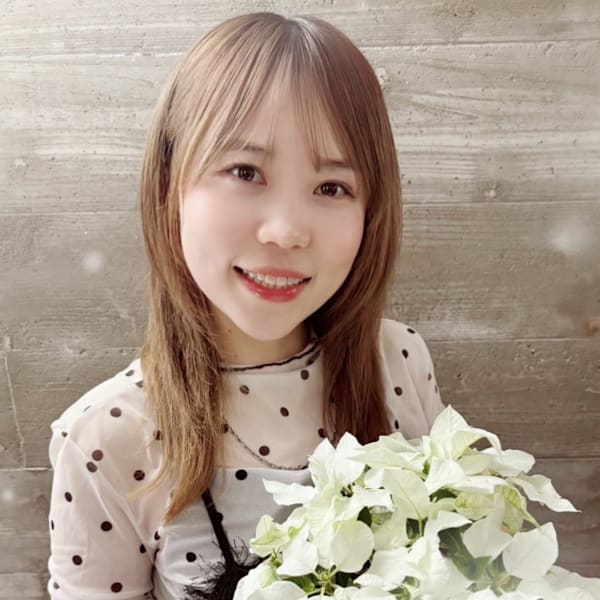 hair+resort bouquet【ヘアリゾートブーケ】のスタッフ紹介。佐藤 周子