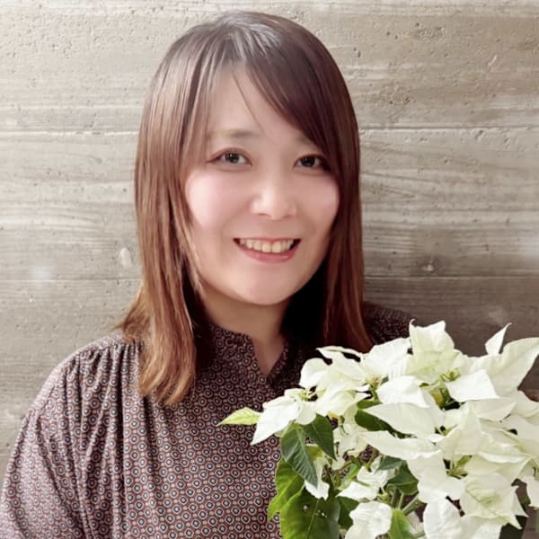 albero【アルベロ】のスタッフ紹介。山崎 愉美