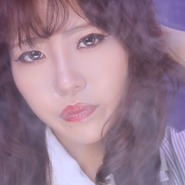 冬のひかりを纏うピンクベール|UNE ATTACHE