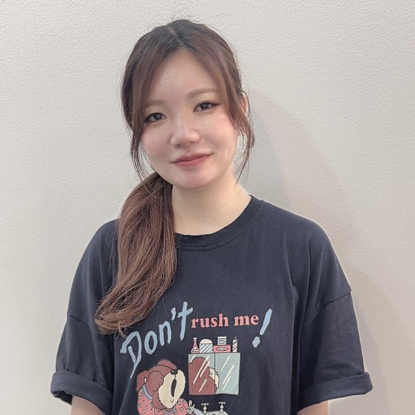 【全席半個室】puul なんば店 headspa & treatment【ゼンセキハンコシツ プール ナンバテン ヘッドスパアンドトリートメント】のスタッフ紹介。三原　夢菜