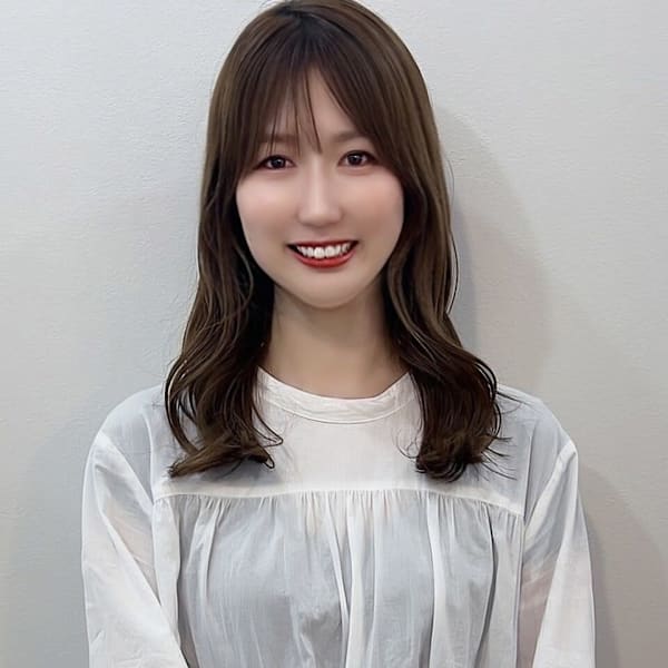 【全席半個室】puul なんば店 headspa & treatment【ゼンセキハンコシツ プール ナンバテン ヘッドスパアンドトリートメント】のスタッフ紹介。KANA