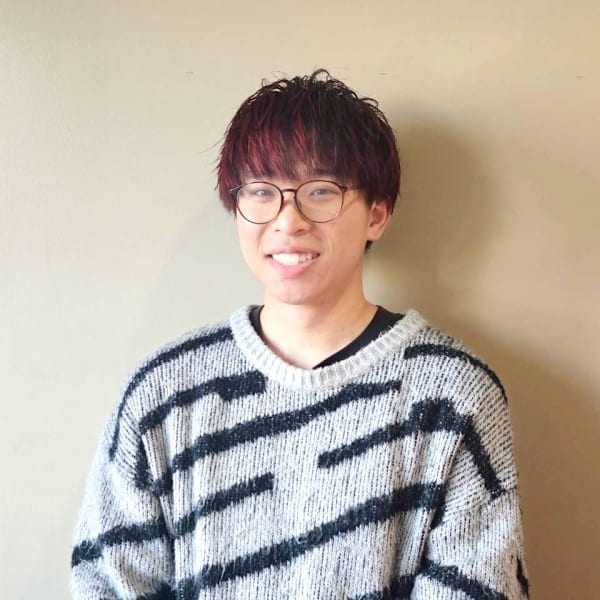 hair＆make sofa 泉中央店【ヘアーアンドメイクソファーイズミチュウオウテン】のスタッフ紹介。KOUKI