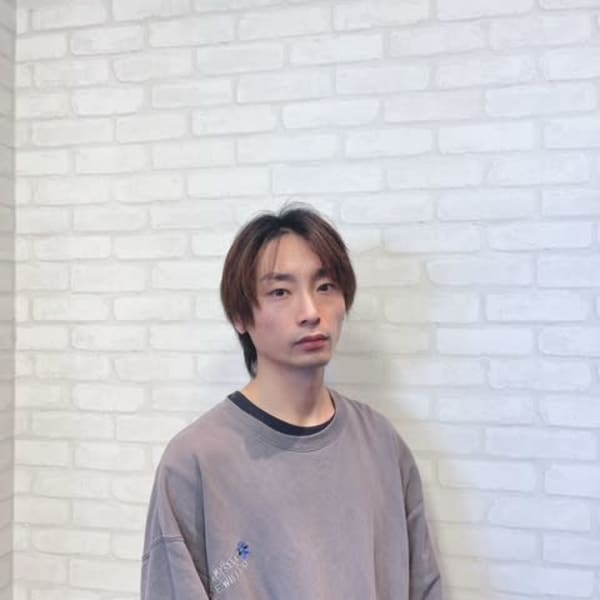 toto...by oceans【トト バイ オーシャンズ】のスタッフ紹介。鈴木　裕斗