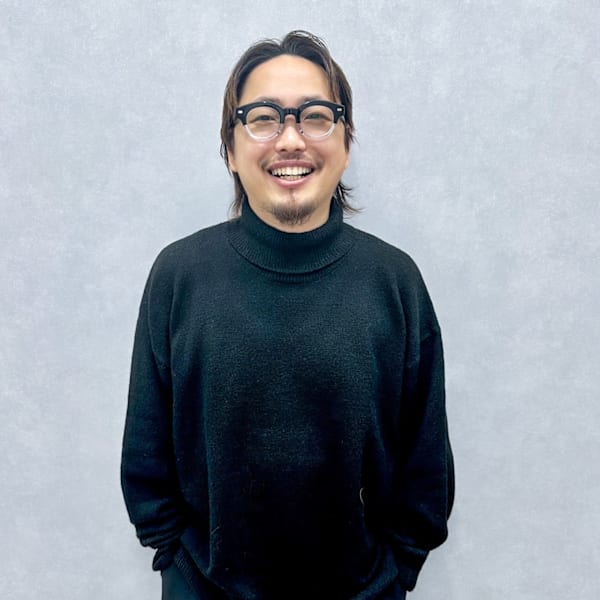 ROW 札幌【ロウ】個室型サロン オーダーメイドトリートメント＆ヘッドスパ【ロウ サッポロ コシツガタサロン オーダーメイドトリートメントアンドヘッドスパ】のスタッフ紹介。上野弘輝　(KOUKI)
