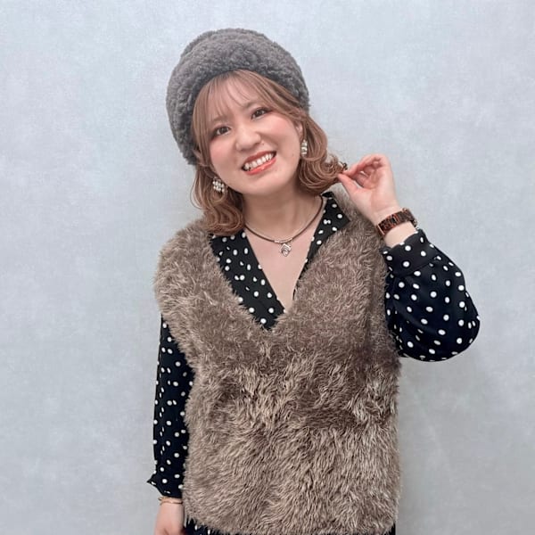 ROW 札幌【ロウ】個室型サロン オーダーメイドトリートメント＆ヘッドスパ【ロウ サッポロ コシツガタサロン オーダーメイドトリートメントアンドヘッドスパ】のスタッフ紹介。松下賀寿美　(KASUMI)