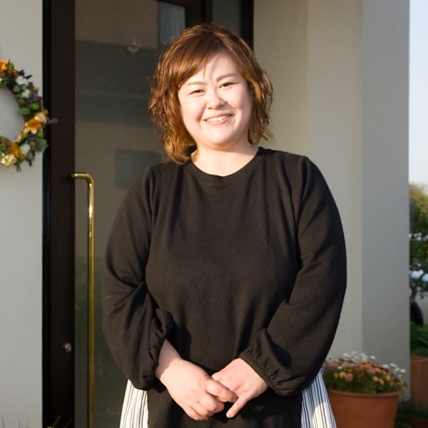 hair make Merusa【メルサ】【ヘアーメイクメルサ】のスタッフ紹介。CHIE