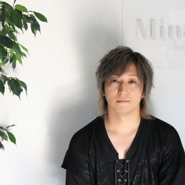 Guliss by minaliss【グリスバイミナリス】のスタッフ紹介。中前 ともゆき