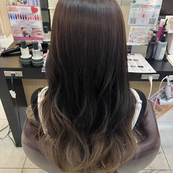 レイヤーロング美髪くびれワンカールシルキーベージュ