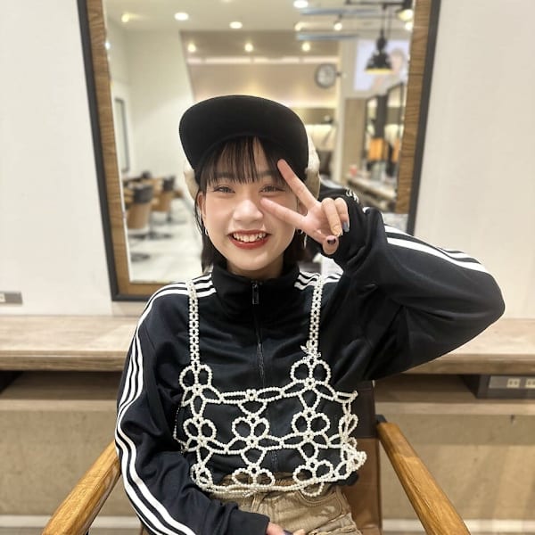 EARTH/A アクロスプラザ与次郎店【アース オーセンティック アクロスプラザヨジロウテン】のスタッフ紹介。中島　秋桜久