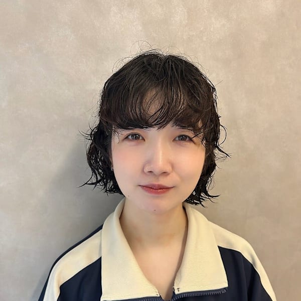 髪質改善Bonheur 川西【カミシツカイゼンボヌール カワニシ】【カミシツカイゼンボヌール カワニシ】のスタッフ紹介。竹村 まどか