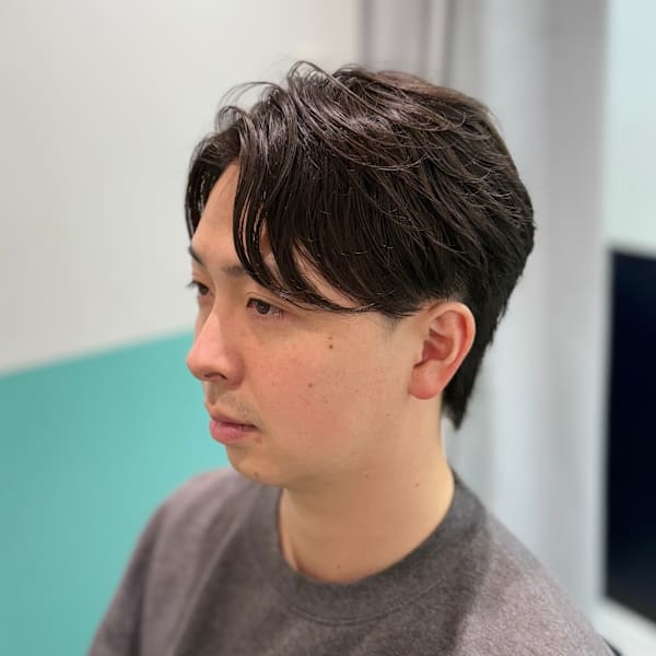 ニュアンスパーマセンターパート|【シェアサロン】 LIBERTY SHARE BARBER 銀座