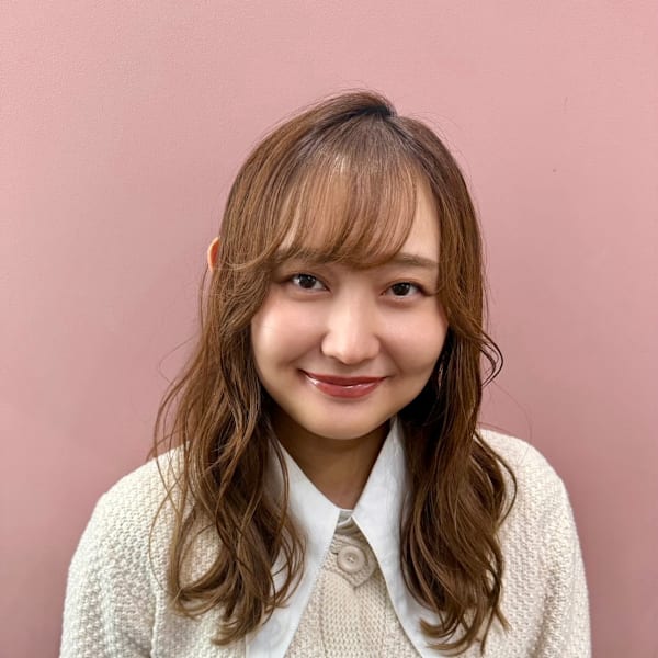 calm by liko 学芸大学【カーム バイ リコ　ガクゲイダイガク】のスタッフ紹介。chihiro