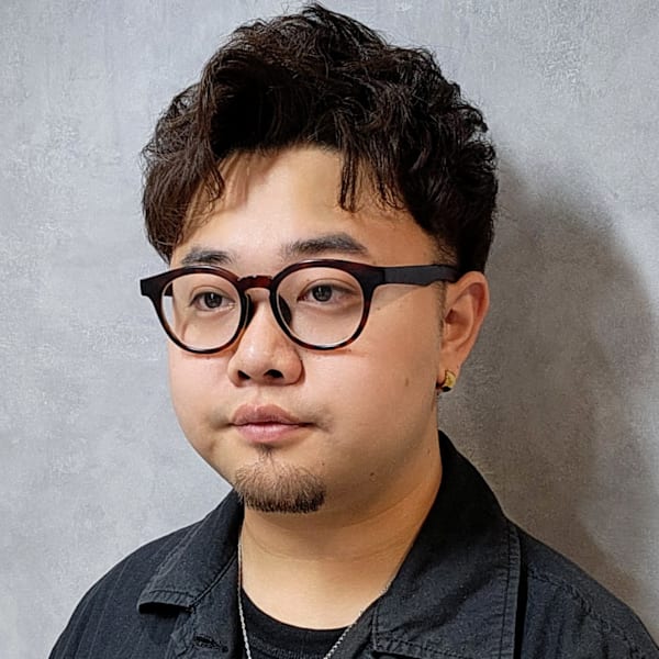 髪質改善&Spa fee 南越谷店【カミシツカイゼンアンドスパ フィー ミナミコシガヤテン】のスタッフ紹介。fee 小松航大