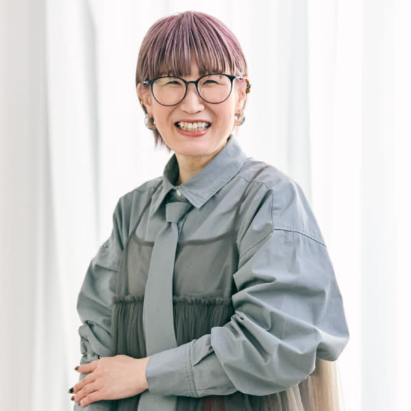 TOPHAIR Lounge 知立【トップヘアーラウンジチリュウ】のスタッフ紹介。浅井 朋佳