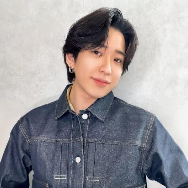 Men’s salon Zina 天神 ［メンズカット/眉毛/韓国/パーマ］【メンズサロンジーナ】【メンズサロン　ジーナ　テンジン　メンズカット　マユゲ　カンコク　パーマ　メンズサロン　ジーナ】のスタッフ紹介。石満  諒【店長】