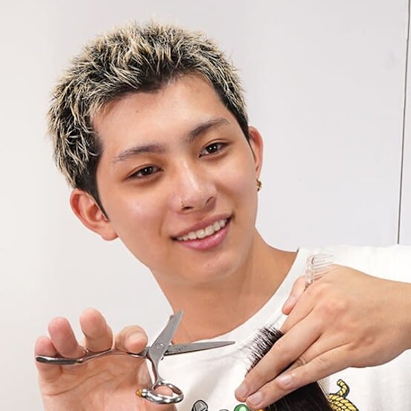 men's salon L-MARK 豊中【メンズサロンエルマーク トヨナカ】【メンズサロンエルマーク トヨナカ】のスタッフ紹介。三神 一秦