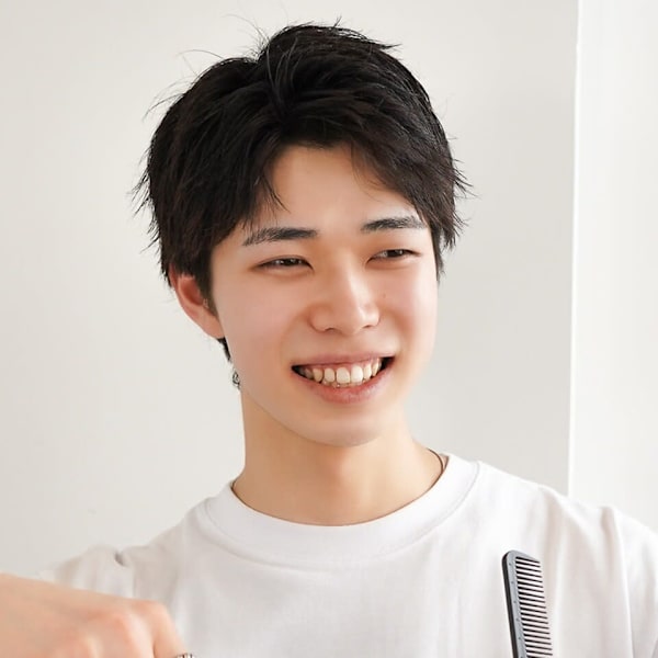 men's salon L-MARK 豊中【メンズサロンエルマーク トヨナカ】【メンズサロンエルマーク トヨナカ】のスタッフ紹介。三木 拓実