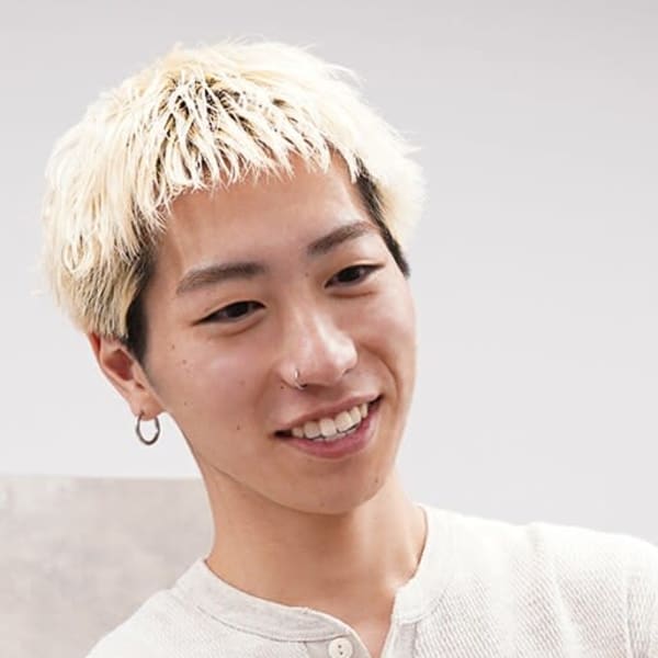 men's salon L-MARK 高槻【メンズサロンエルマーク タカツキ】【メンズサロンエルマーク タカツキ】のスタッフ紹介。高田 夏生