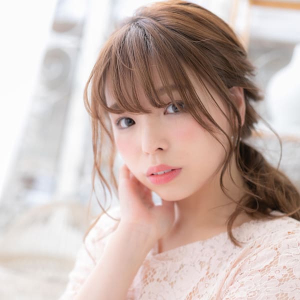 おくれ毛が大人かわいい♪小顔ヘアアレンジ　エアウェーブパーマ