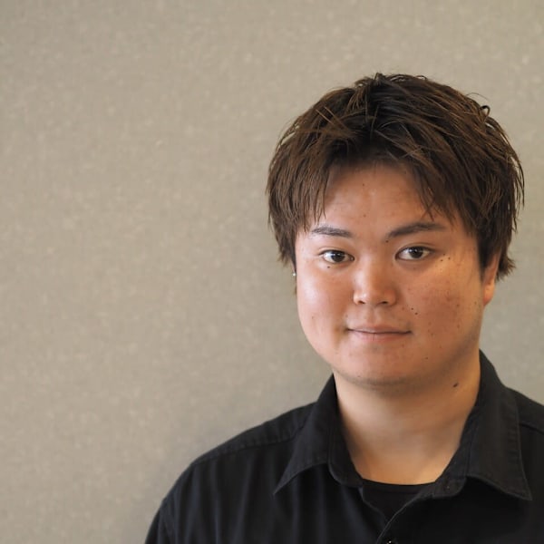 髪質改善&hair  grandage 北千住【カミシツカイゼンアンドヘア グランアージュキタセンジュ】のスタッフ紹介。吉澤　陸