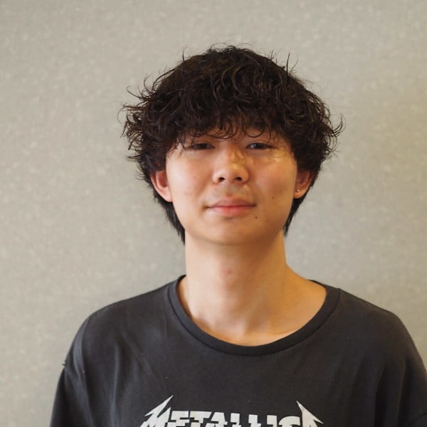 髪質改善&hair  grandage 北千住【カミシツカイゼンアンドヘア グランアージュキタセンジュ】のスタッフ紹介。粕谷　蓮