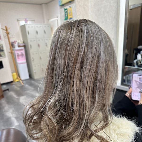 外国人風カラー