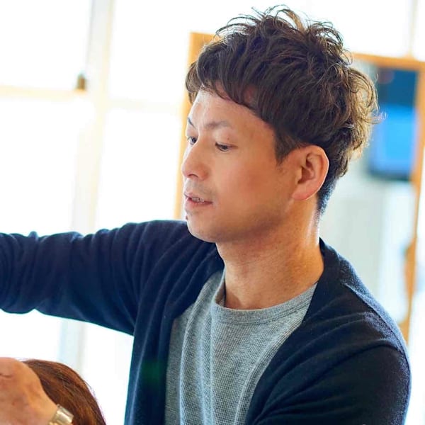 ポワル理美容室【ポワルリビヨウシツ】のスタッフ紹介。福原　良治