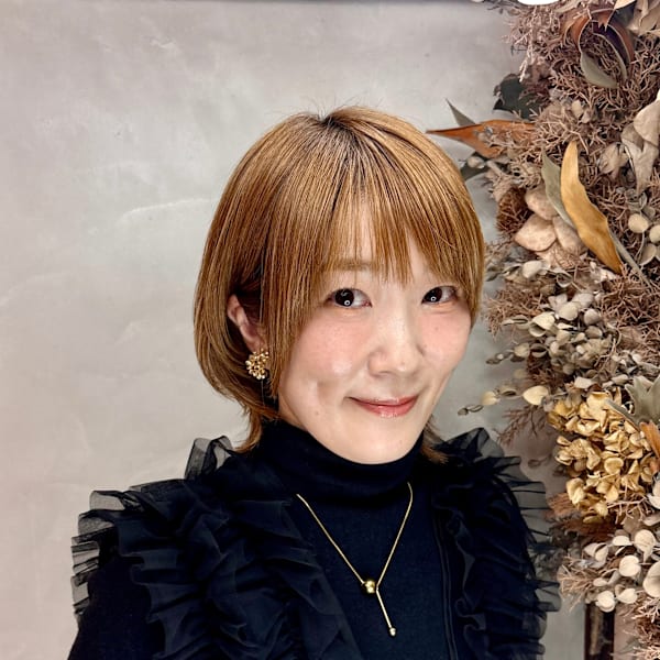 Hair&Relax Limo 【リモ】【ヘア アンド リラックス リモ】のスタッフ紹介。柴崎 真紀乃