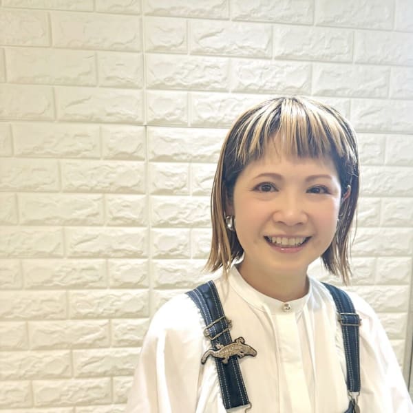 Freez 住道店 【フリーズ】【フリーズ スミノドウテン】のスタッフ紹介。戒能 鈴代