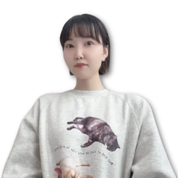 アイブロウサロン i'm 梅田店【眉毛専門店】【アイブロウサロン アイム ウメダテン マユゲセンモンテン】のスタッフ紹介。サヤカ