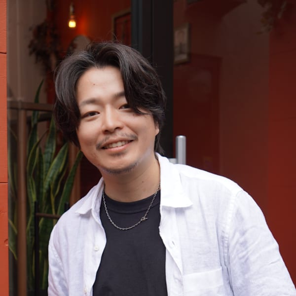 aien 髪質改善/縮毛矯正/酸性ストレート/レイヤーカット/梅田/中崎町【アイエン】のスタッフ紹介。西口 達也