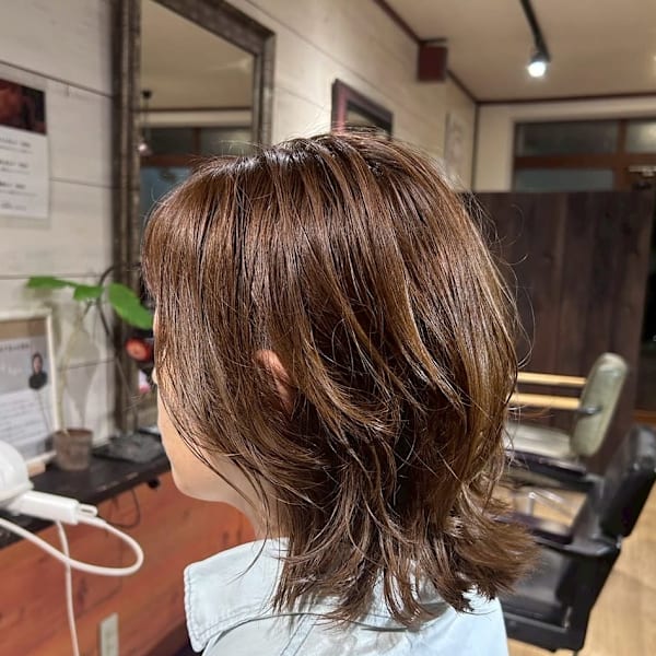 レイヤーでつくる軽やか外ハネミディ
