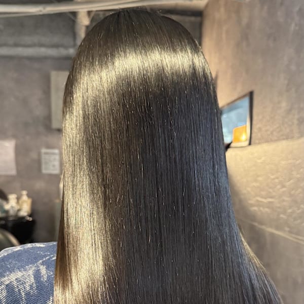 《鈴木茉奈》縮毛矯正/髪質改善HITA/艶髪/大宮