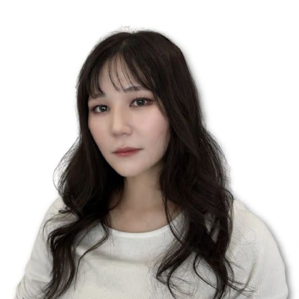 アイブロウサロン i’m 加古川店 【眉毛専門店】【アイブロウサロン アイム カコガワテン マユゲセンモンテン】のスタッフ紹介。チナミ 