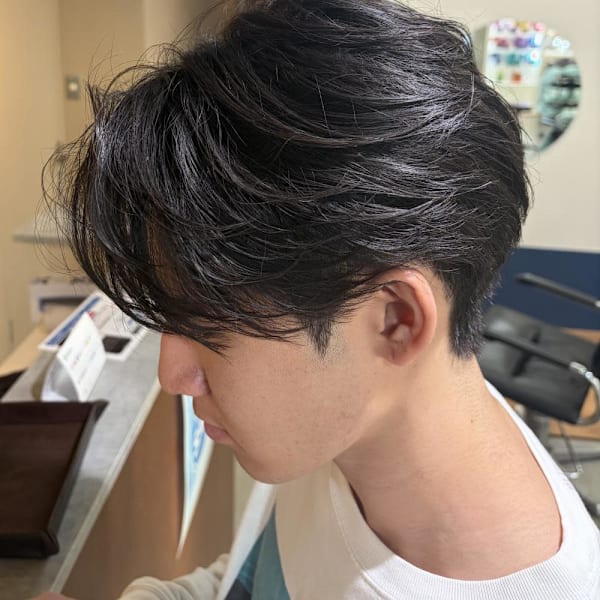 毛流れセンターパート|epc by F.U.N 竹ノ塚 髪質改善/ブリーチ/ハイライト【エピックバイファン】