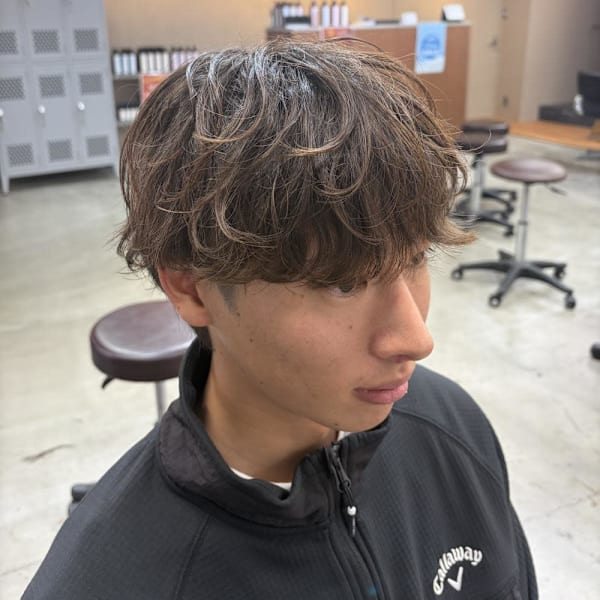 シャドウパーマ|epc by F.U.N 竹ノ塚 髪質改善/ブリーチ/ハイライト【エピックバイファン】