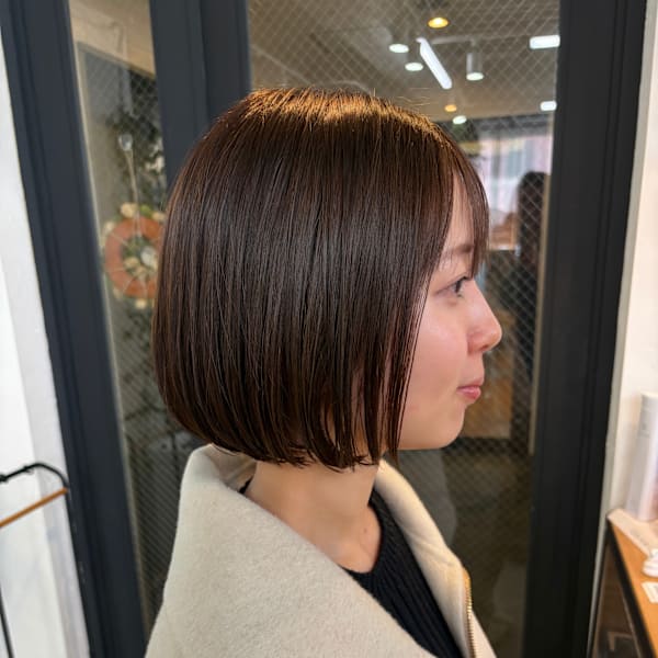ミニボブ　レイヤー　アッシュ
