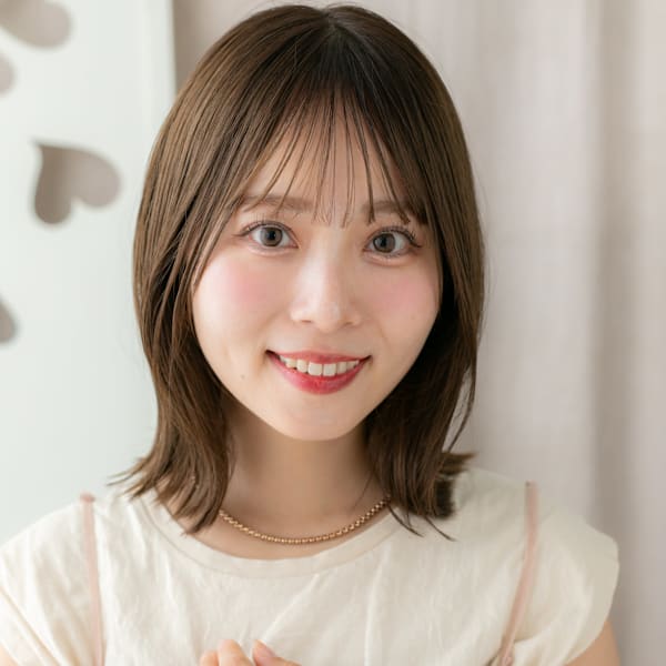 くびれミディアム小顔マレットヘアウルフボブディ20代30代
