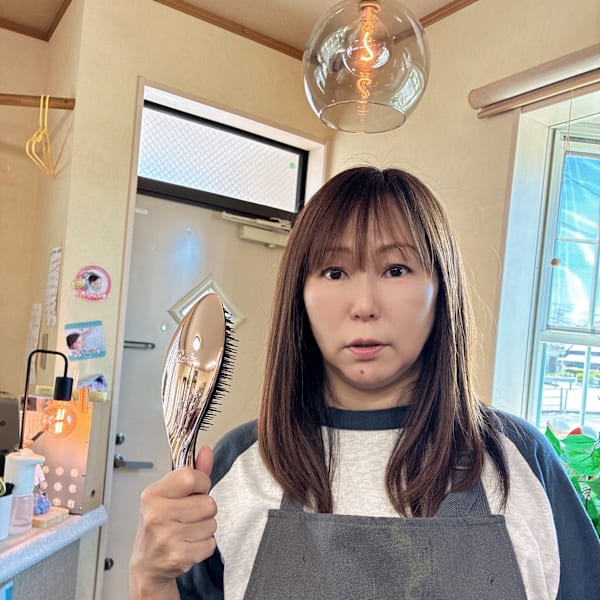 hairともみつ【ヘアートモミツ】のスタッフ紹介。鞆光 優子