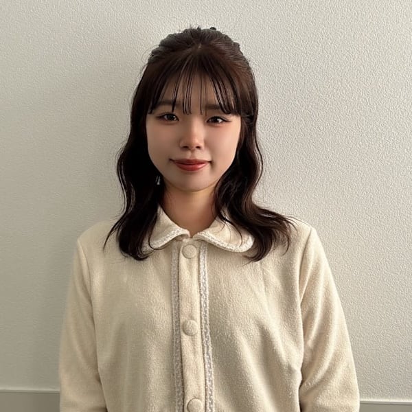 KAINO 光明池店【カイノ コウミョウイケテン】のスタッフ紹介。横田 羽音